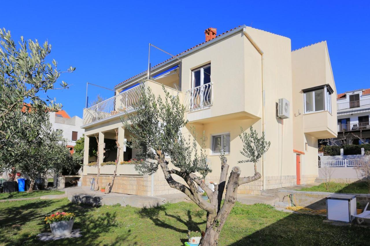Apartments With A Parking Space Kastel Gomilica, Kastela - 19248 エクステリア 写真